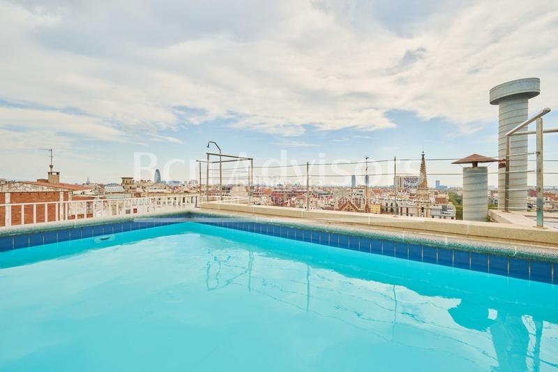 Foto 03b7b610-515e-40e2-bb66-0da53a0111d6. Attique avec chauffage piscine dans Dreta de l´Eixample Barcelona