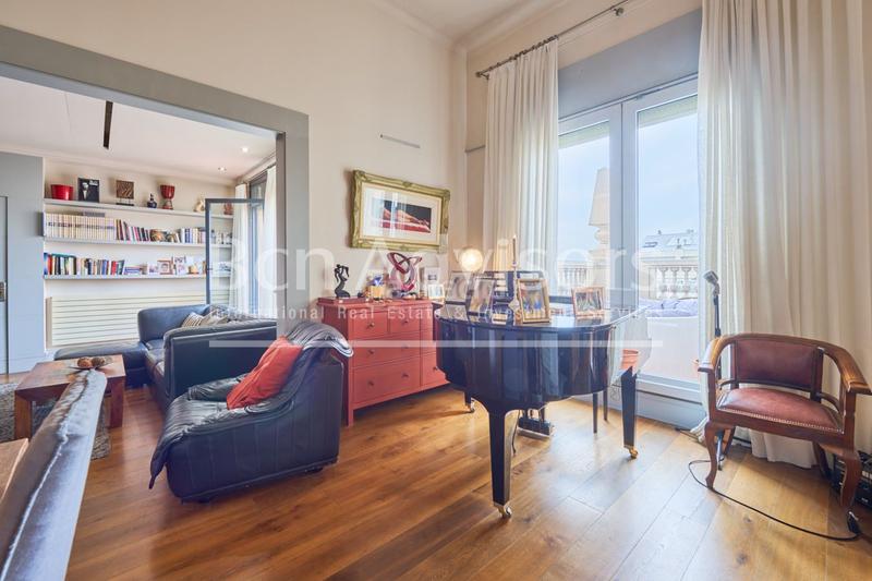 Foto 550cf20b-1af2-49d1-9270-94dab7dd1f2d. Attique avec chauffage piscine dans Dreta de l´Eixample Barcelona