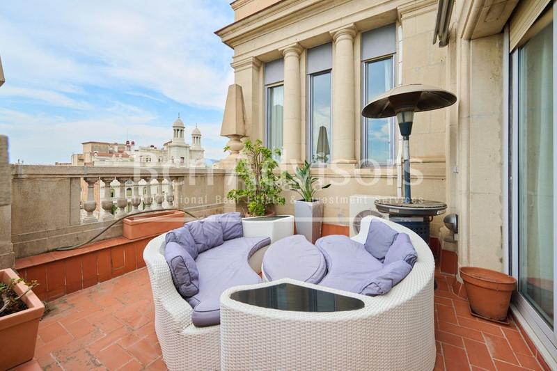 Foto b6a26eb1-91f7-4a40-89cc-7310232e9a0a. Attique avec chauffage piscine dans Dreta de l´Eixample Barcelona