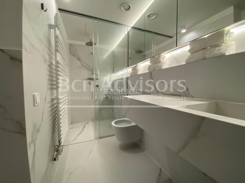 Foto c2ecc5eb-c81c-4369-9d1a-5092e6efb116. Etagenwohnung mit heizung in Raval Barcelona