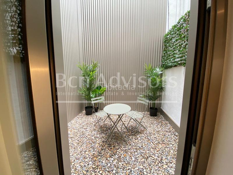 Foto c53f5ef0-db2f-4397-ba2a-c5741f245823. Etagenwohnung mit heizung in Raval Barcelona