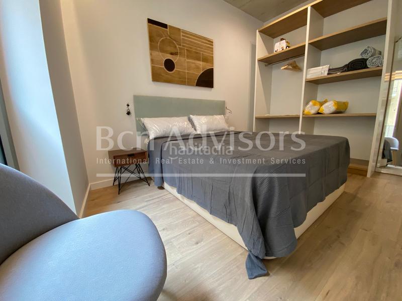 Foto cb6b06e2-2dfb-4d80-b7ec-3cdc08dfb504. Etagenwohnung mit heizung in Raval Barcelona