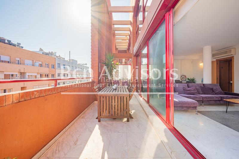 Foto b3174c9f-9e97-46db-b3d3-6a8a66595091. Piso magnífico dúplex con terrazas, parking y vistas al mar en diagonal mar. en Barcelona