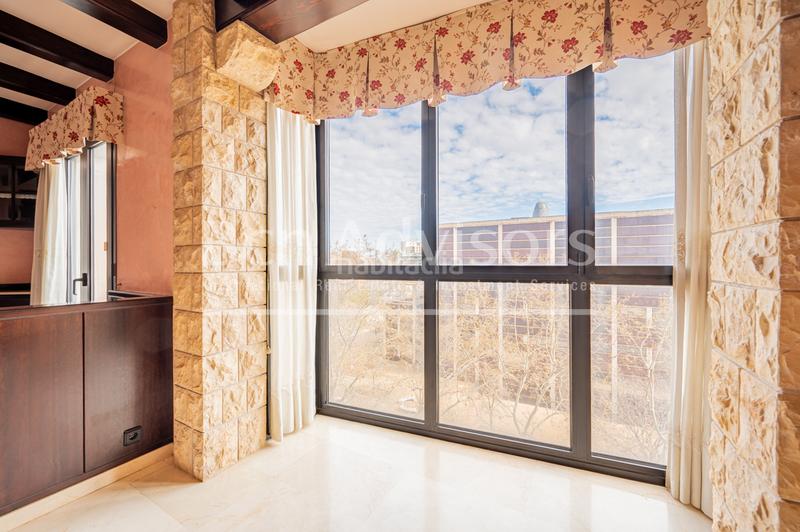 Foto 14b6f9d2-1825-422f-982b-ce4efbf25129. Attico con riscaldamento parcheggio in Fort Pienc Barcelona