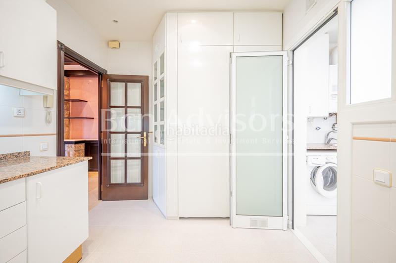 Foto 32791bbc-6910-4003-a6fa-ae562919a6ec. Attico con riscaldamento parcheggio in Fort Pienc Barcelona