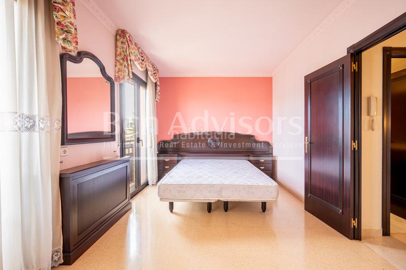 Foto 341a30e3-dd2a-4135-b1cd-20a78f6d76b7. Attico con riscaldamento parcheggio in Fort Pienc Barcelona