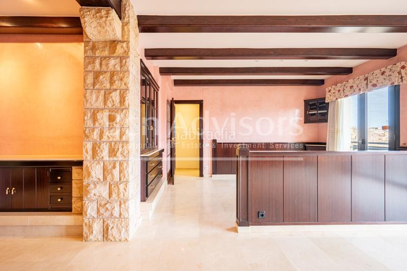 Foto 38d117dc-bb0c-4e45-97b8-63c31f6549ef. Attico con riscaldamento parcheggio in Fort Pienc Barcelona