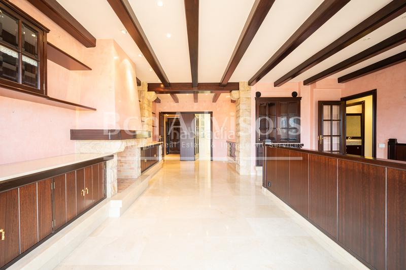 Foto a0e4597e-2439-4a28-9d32-215ce8cd04bd. Attico con riscaldamento parcheggio in Fort Pienc Barcelona