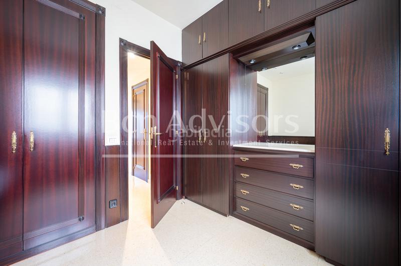 Foto a4eb67d8-e1b0-4a83-9aea-09770229fd60. Attico con riscaldamento parcheggio in Fort Pienc Barcelona