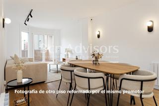 Flat  Carrer de casanova. Preventa: piso esquinero reformado a estrenar con 3 habitaciones