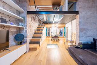 Pis  Carrer de manso. Excepcional y encantadora vivienda con elementos originales en s