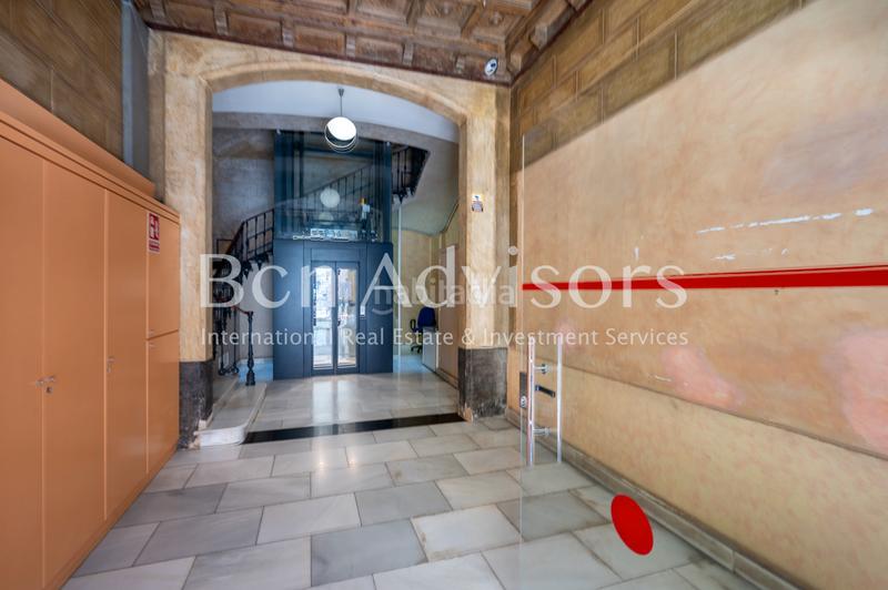 Foto 46f7b752-b464-4e8b-b445-8433c62cd616. Apartamento en carrer de trafalgar 1 distinguido y luminoso piso reformado a estrenar entre eixample y el born en Barcelona