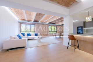 Appartement à Dreta de l´Eixample. Impresionante piso reformado a estrenar con bóveda catalana en f