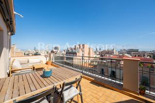 tic  Carrer de la diputaci. Increble tico con terraza y espectaculares vistas en finca reg