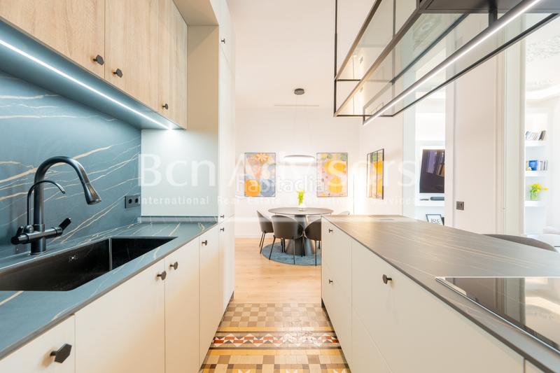 Foto c3e310d6-f1dc-4d36-a0a7-21e991af557b. Appartement avec cheminée chauffage dans Dreta de l´Eixample Barcelona