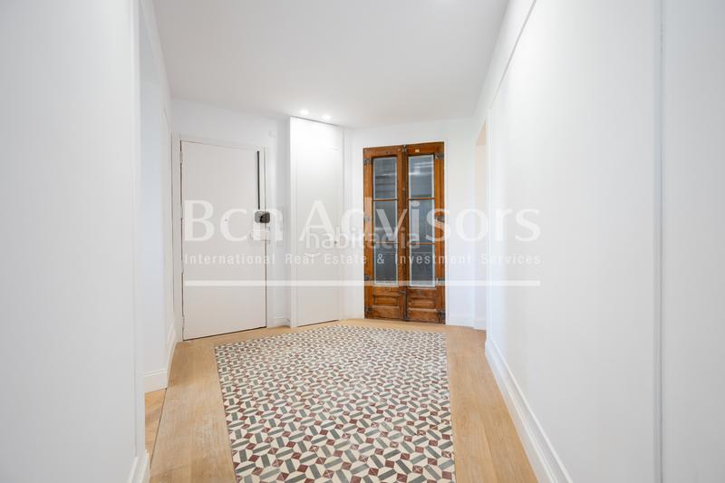 Foto f26eeeb6-66c7-4b2c-b329-240bb82f30ae. Flat with heating in L´Antiga Esquerra de l´Eixample Barcelona
