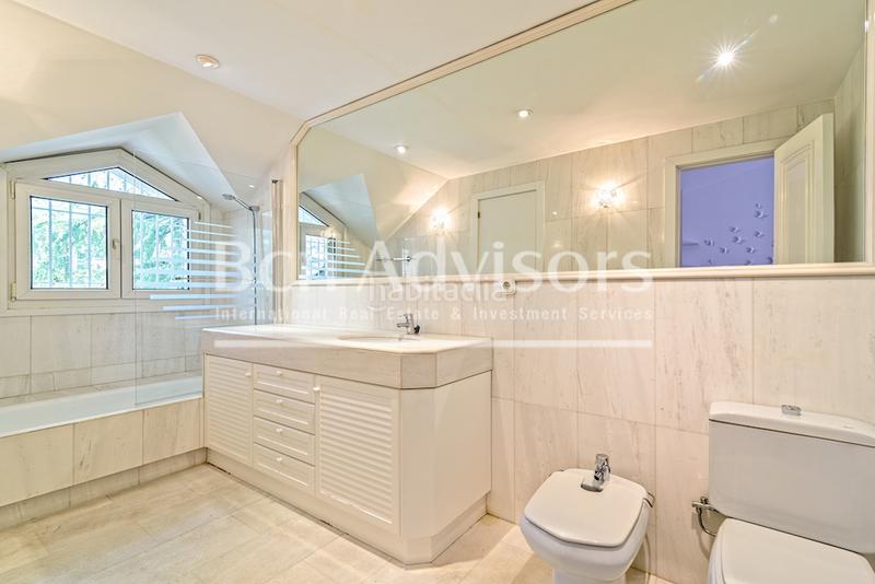 Foto 61b09498-9106-4546-b461-2c4a3b9f50ae. Chalet con riscaldamento parcheggio piscina in Sant Gervasi - Bonanova Barcelona