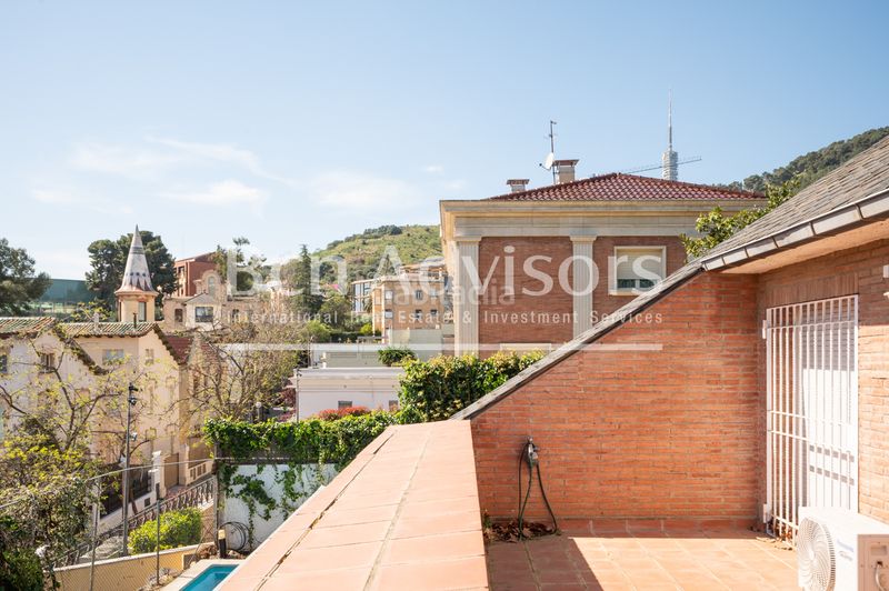 Foto 6e4872e7-4c9c-4c31-b1b7-12bf1187d171. Xalet amb calefacció aparcament piscina a Sant Gervasi - Bonanova Barcelona
