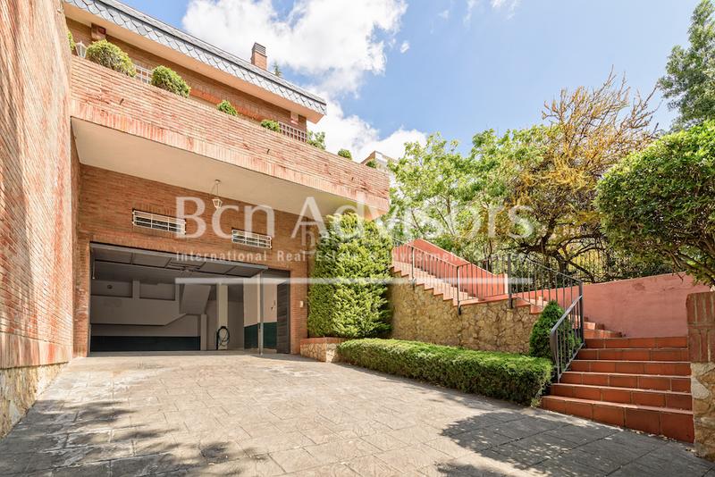 Foto 6fc58058-feb1-4175-a66e-8d82d46ba53d. Chalet con riscaldamento parcheggio piscina in Sant Gervasi - Bonanova Barcelona