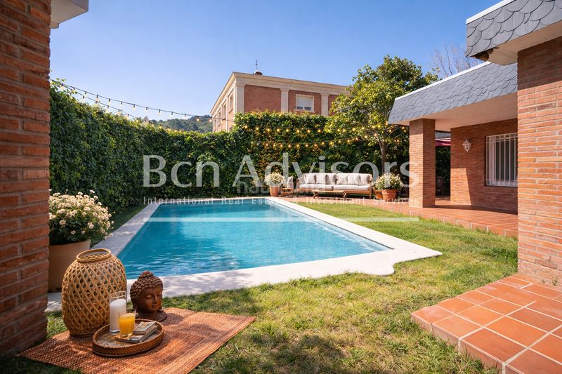 Foto 987d8a14-9c3d-47c3-b09a-20dc10aa88f0. Xalet amb calefacció aparcament piscina a Sant Gervasi - Bonanova Barcelona