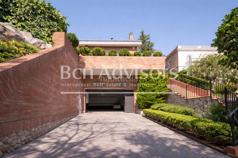 Foto d91fb9ec-3c38-4481-af24-ba76560c6f52. Xalet amb calefacció aparcament piscina a Sant Gervasi - Bonanova Barcelona