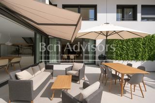 Dúplex  Carrer de marià cubí. Maravilloso dúplex con terraza y parking en edificio moderno.