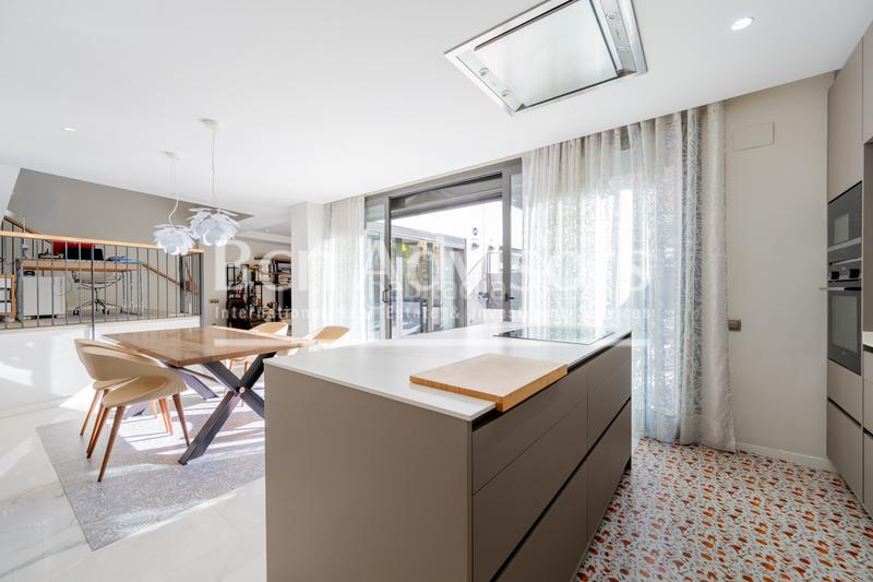 Foto f8af3eb4-e42f-47bb-ae36-15ce701a12c2. Dúplex amb calefacció a Sant Gervasi - Galvany Barcelona