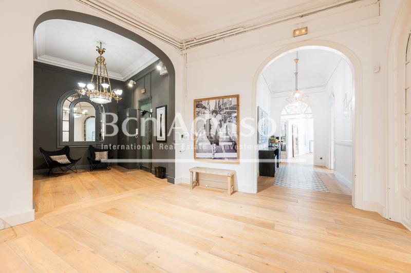 Foto 925db7c9-8e15-4a0d-abe8-9d35216e1281. Appartement avec chauffage dans Dreta de l´Eixample Barcelona