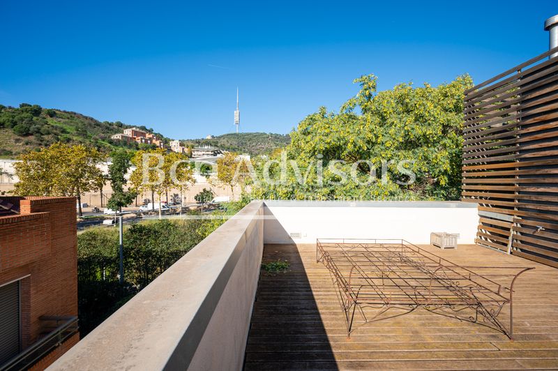 Foto b26a8b51-6575-49f0-b5a0-3fc3e4cb786d. Xalet amb calefacció aparcament a Sant Gervasi - Bonanova Barcelona
