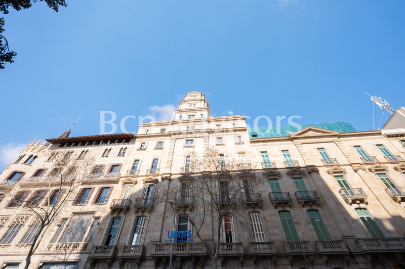 Foto 614a65bf-5e7a-421b-a4fc-fc5e083de08d. Pis amb calefacció a Dreta de l´Eixample Barcelona