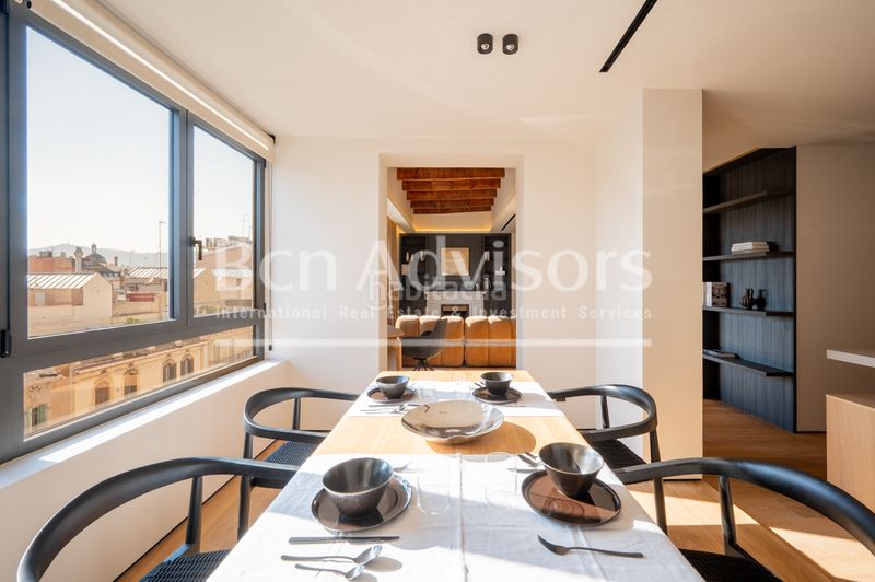Foto bca3d043-a1a2-40f9-a1cc-8e3952613c9c. Àtic amb xemeneia calefacció a Sant Gervasi - Galvany Barcelona