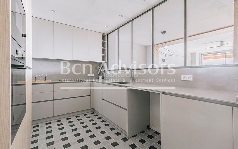 Foto d8a7f7bc-c021-4dd8-96ac-ef4e05cc7cb8. Pis amb aparcament a Sarrià Barcelona