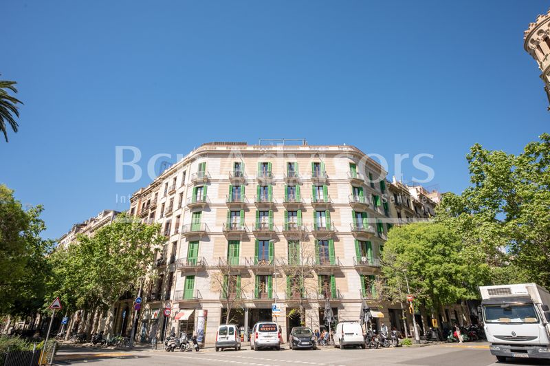 Foto 71bccb98-0e4f-4bd0-be93-87832ce91f50. Àtic amb calefacció a Dreta de l´Eixample Barcelona