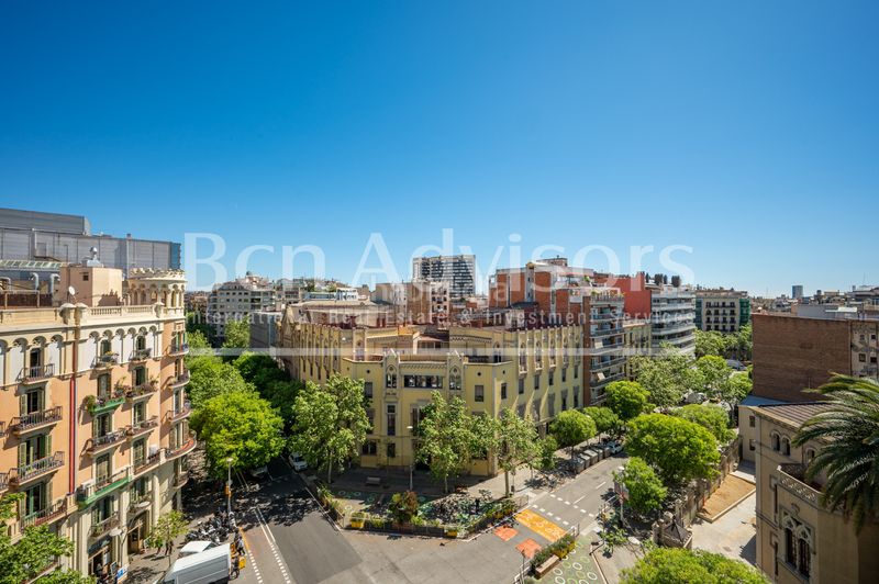 Foto 79b9127e-0f6c-4450-a5b5-1d5a85a5e871. Àtic amb calefacció a Dreta de l´Eixample Barcelona