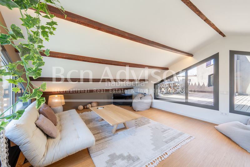 Foto db54d0fd-26e7-411b-9969-3aafdaabcde7. Àtic amb calefacció a La Vila Olímpica del Poblenou Barcelona