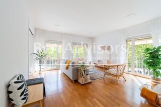 Pis a La Vila Olímpica del Poblenou. Con licencia turística. magnífico piso en primera línea de mar e