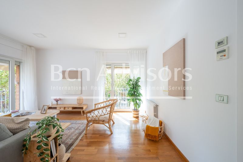 Foto cc6c0c79-d15f-419b-a280-bc65654b737e. Pis amb calefacció aparcament a La Vila Olímpica del Poblenou Barcelona