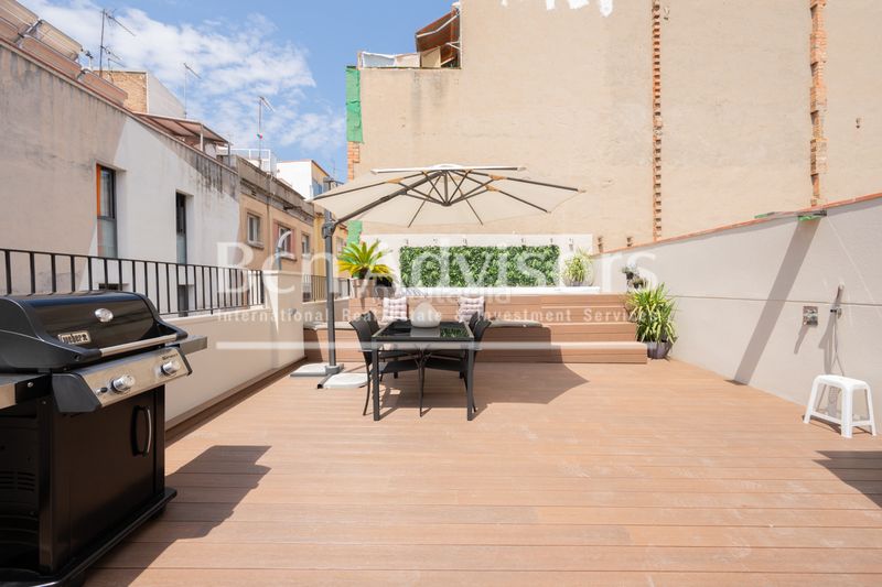 Foto 0450f5a8-0864-41b4-bda5-f4914f52d1f3. Pis amb calefacció piscina a Sants Barcelona
