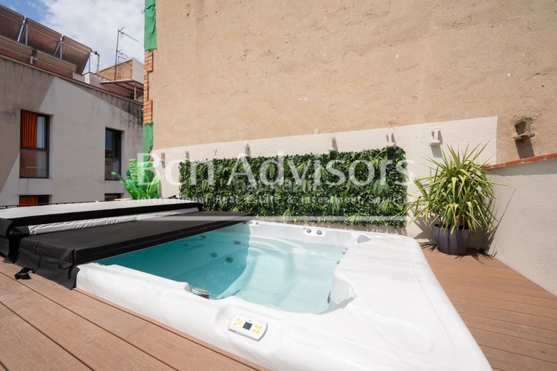 Foto df0f2dd0-6e67-4d7a-bf4a-72e985773d6d. Pis amb calefacció piscina a Sants Barcelona