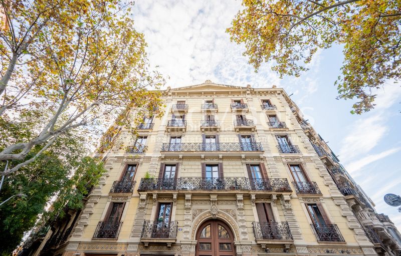 Foto 6b63d31f-cc08-430f-bef6-1183d8da1d7a. Pis amb calefacció a Dreta de l´Eixample Barcelona