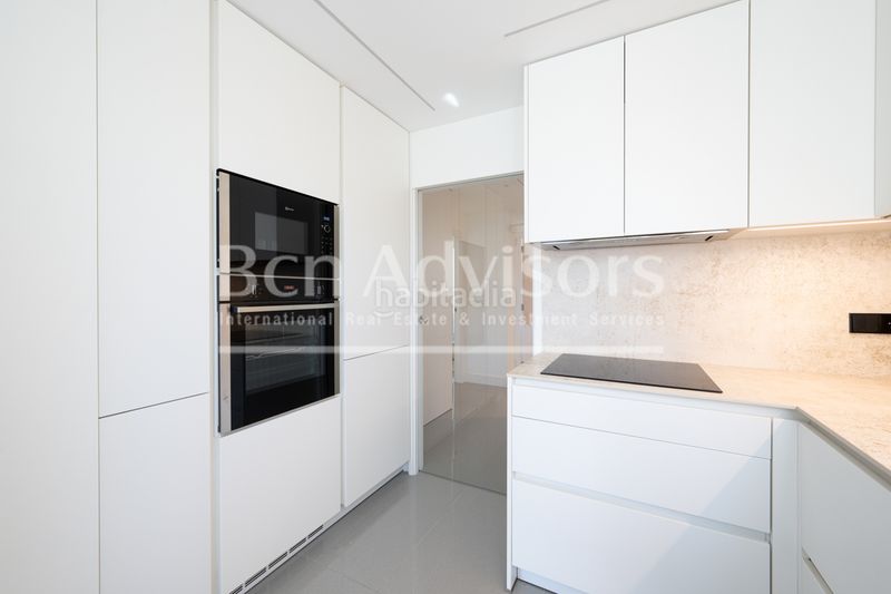 Foto eb27de32-916b-4584-bdfa-ad0ae7db8a10. Àtic amb calefacció a Dreta de l´Eixample Barcelona