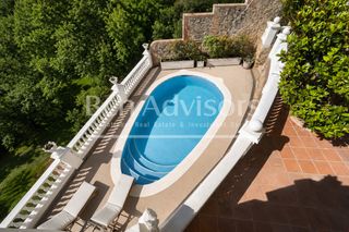 Chalet in Sant Gervasi - Bonanova. Espectacular villa modernista catalogada con vistas panorámicas