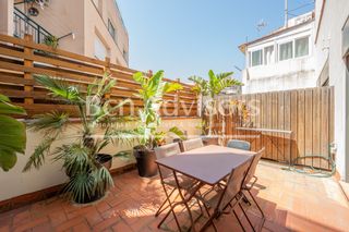 Ático  Ronda de sant antoni. Impresionante ático dúplex con 3 terrazas en sant antoni