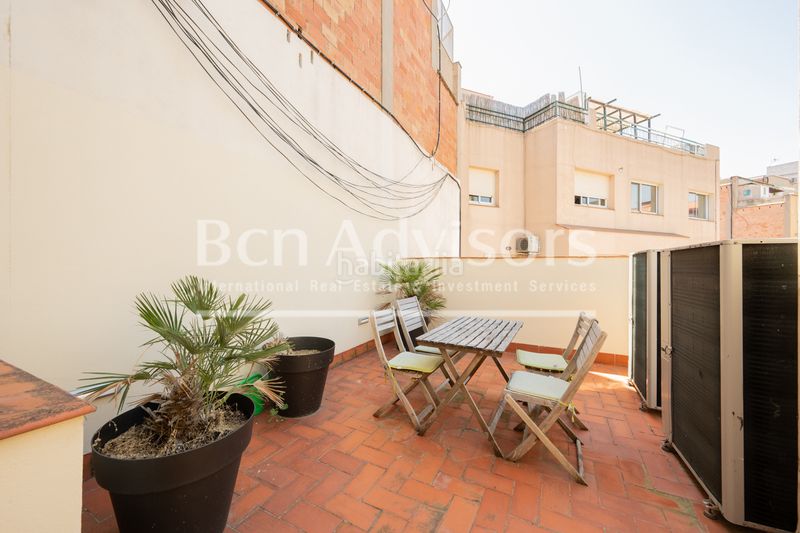 Foto e5db258e-586e-49cf-bf8c-30992da6c5a4. Àtic amb calefacció a Sant Antoni Barcelona