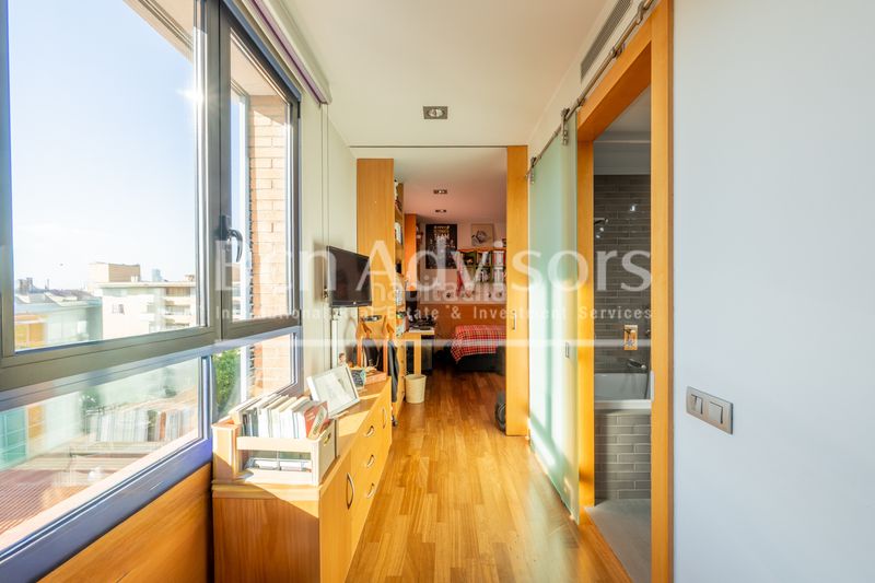 Foto 1dee14df-3bd0-44f3-894d-7d5b1034370d. Pis amb calefacció a La Vila Olímpica del Poblenou Barcelona