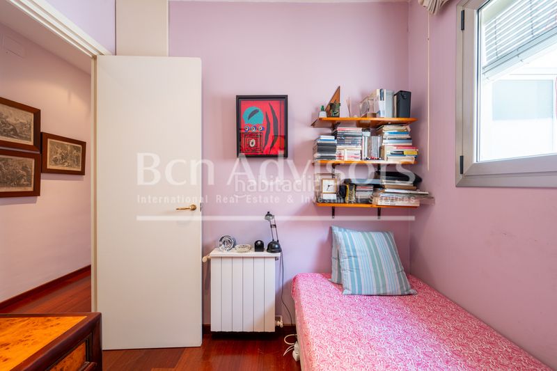 Foto 803b3d86-8b21-43d5-8ea1-7df609f7b119. Àtic amb calefacció a Dreta de l´Eixample Barcelona
