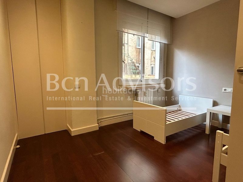 Foto fcf02d4f-eab3-4f76-bec6-de37b14af8ca. Pis amb calefacció a Barri de les Corts Barcelona