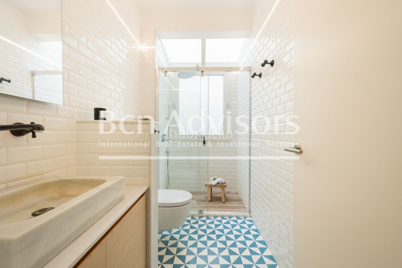 Foto 74ee8d48-f368-41f6-a036-d2ffea2ae0e0. Pis amb calefacció a Dreta de l´Eixample Barcelona