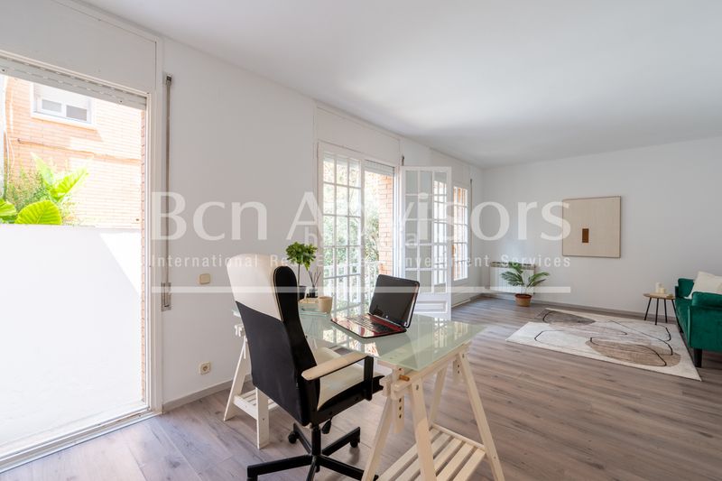 Foto ad295530-526c-46a8-9e07-9be0b89a7d96. Casa adossada amb calefacció aparcament a Centre Sant Just Desvern