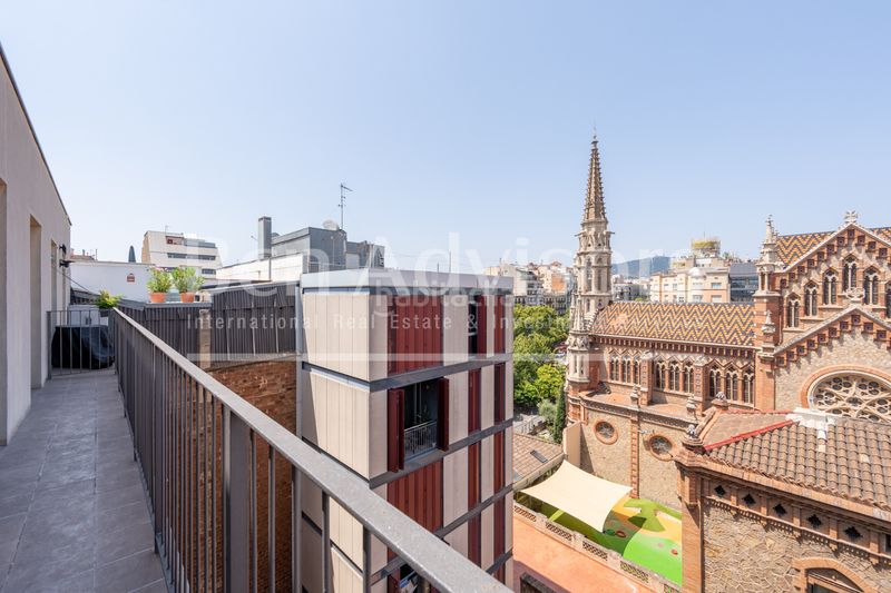 Foto 31fd8201-c11a-4b16-9ef2-204cc62cb43b. Àtic amb calefacció a Dreta de l´Eixample Barcelona